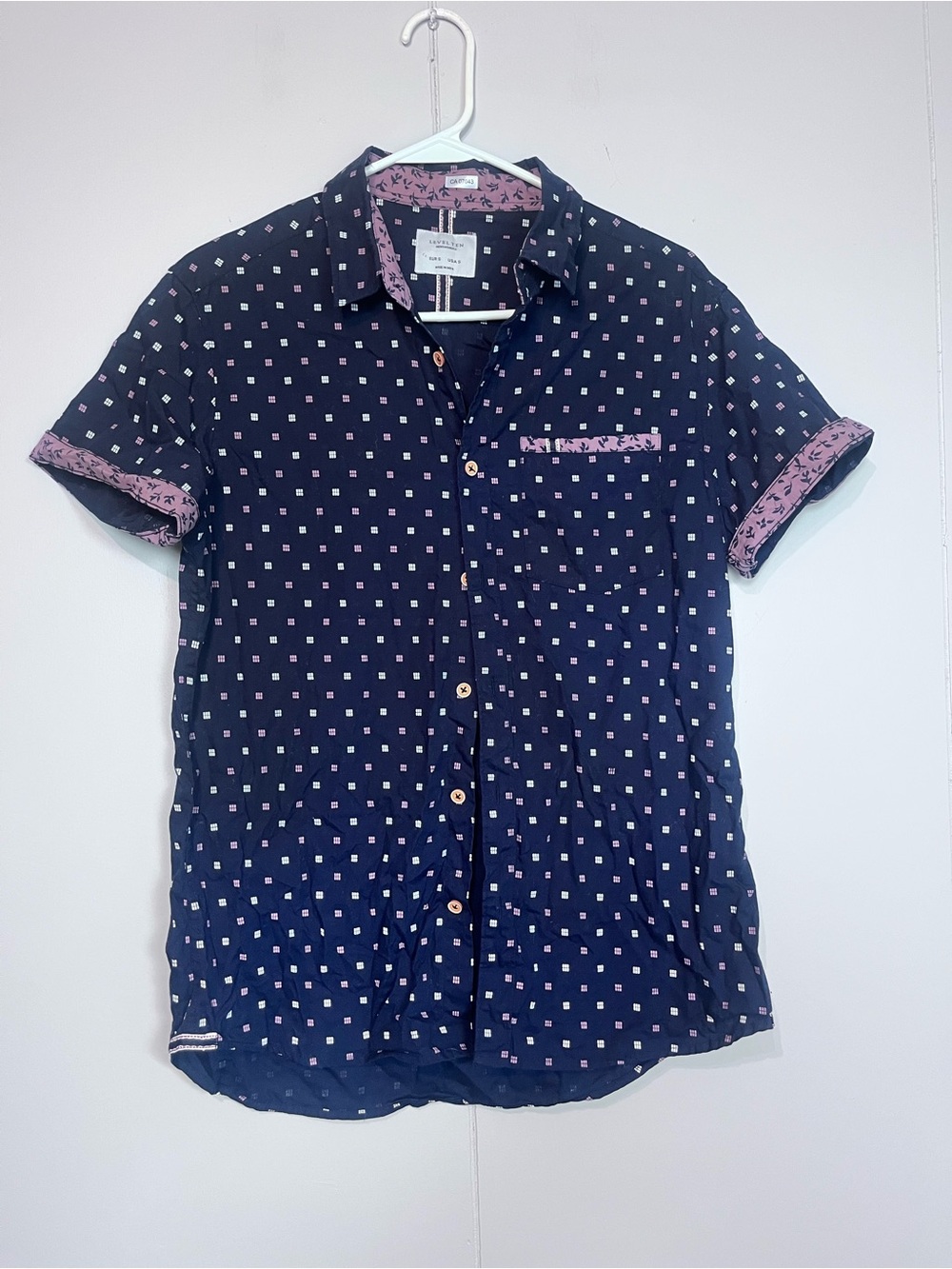 Level Ten Men’s Modern Navy Geometric Short Sleeve Button-Up Shirt | Size Small